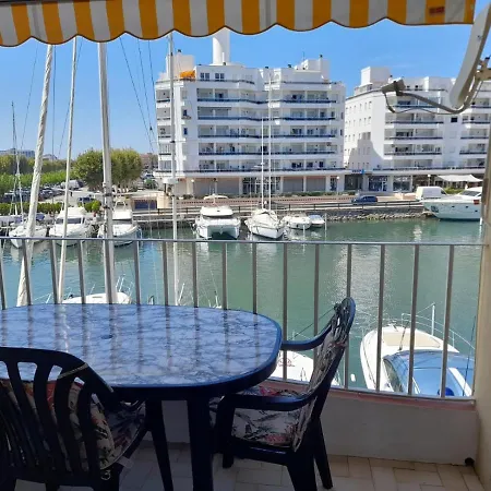 Cavall De Mar Apartment *